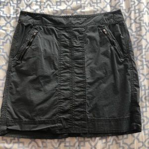 Women mini loft Ann Taylor size 6 short